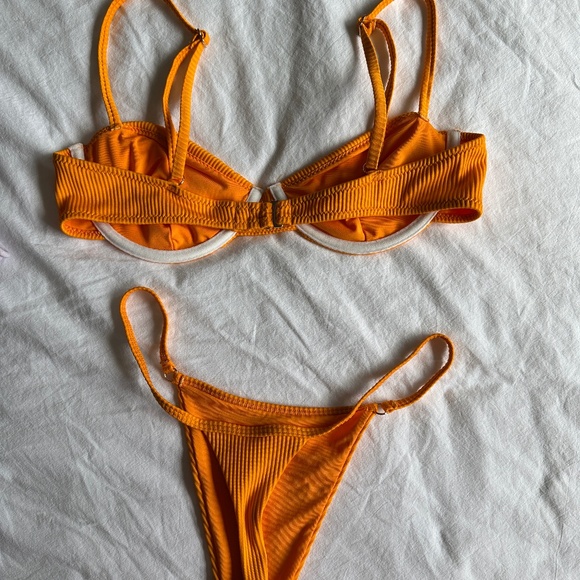 Princess Polly Bikini - Picture 3 of 3